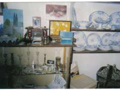 photo de AUPS ANTIQUITES BROCANTE