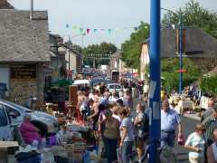 Foto MEUZAC VIDE GRENIER DE LA SAINT ROCH TOUS LES 16 AOUT