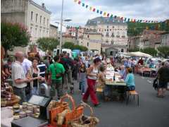 фотография de MARCHE DE PRODUCTEURS DE PAYS