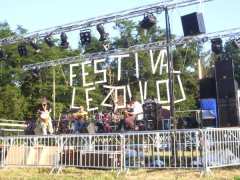 фотография de festival Lezoulou