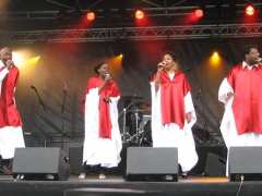 foto di Mardi 17 août (21h) - Festival Cantica Sacra - Concert de Gospel dans les grottes de Lacave avec José Toucet et la formation Authentic Gospel Singers.