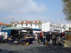 Foto FOIRE A LA BROCANTE