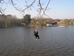 Foto Tyrolienne à l'Etang Aumée