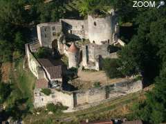 Foto Château medieval de Langoiran