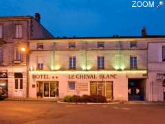 photo de citôtel le cheval blanc