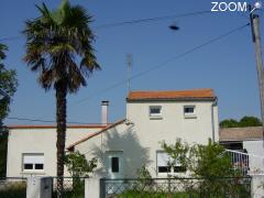 photo de Les Herons. au bord d'un petit port sur la Gironde