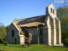 photo de Eglise de Lestards couverte en chaume