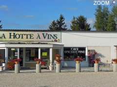 foto di LA HOTTE A VINS Cave & Epicerie fine