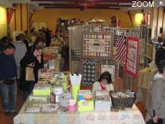 photo de "Marché autour du fil "et puces des couturières