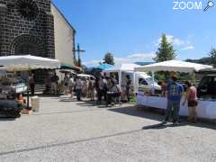 Foto Marché de Terroir à Saint Bonnet près Orcival