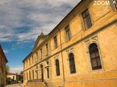 Foto Abbaye-école de Sorèze/Musée Dom Robert et de  la tapisserie du XXe siècle