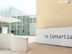 фотография de Le Consortium - centre d'art