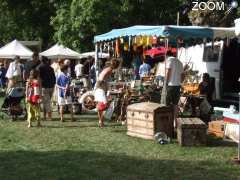 photo de Un lundi de Brocante