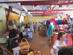 Foto Marché autour du fil, puces des couturières et exposition