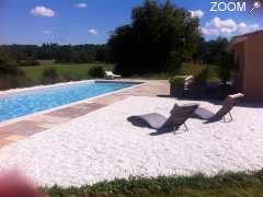 picture of Location vacances avec piscine près de Limoges au Hameau du Verdier