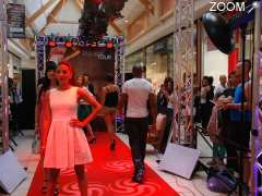 picture of FASHION TOUR PETITE FORET : DEFILE DE 84 TOP-MODELES
