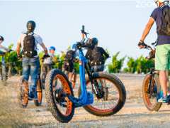 photo de Balades guidées culturelle et circuits courts en Trottinette Tout Terrain Electriques